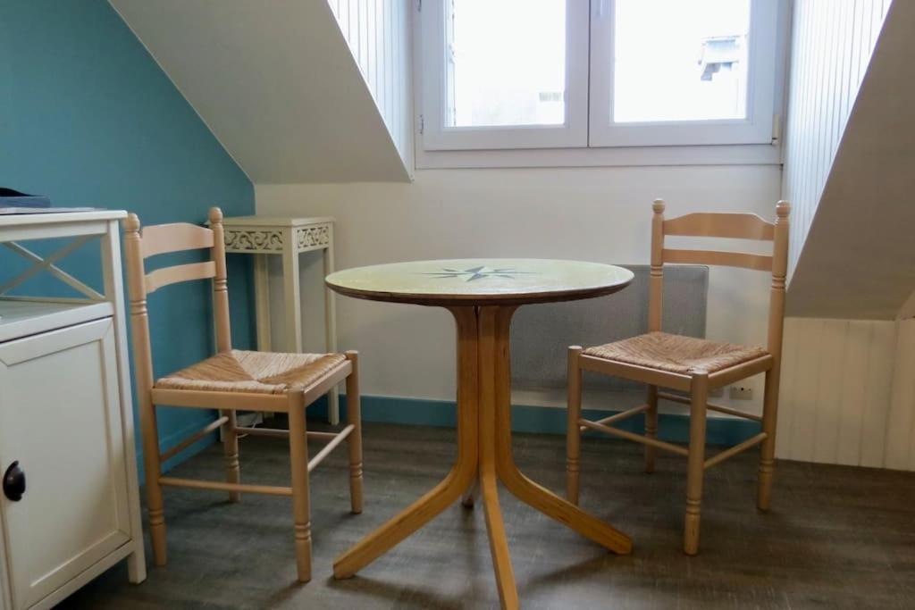 L'Appartement De La Place Saint-Valery-en-Caux Bagian luar foto